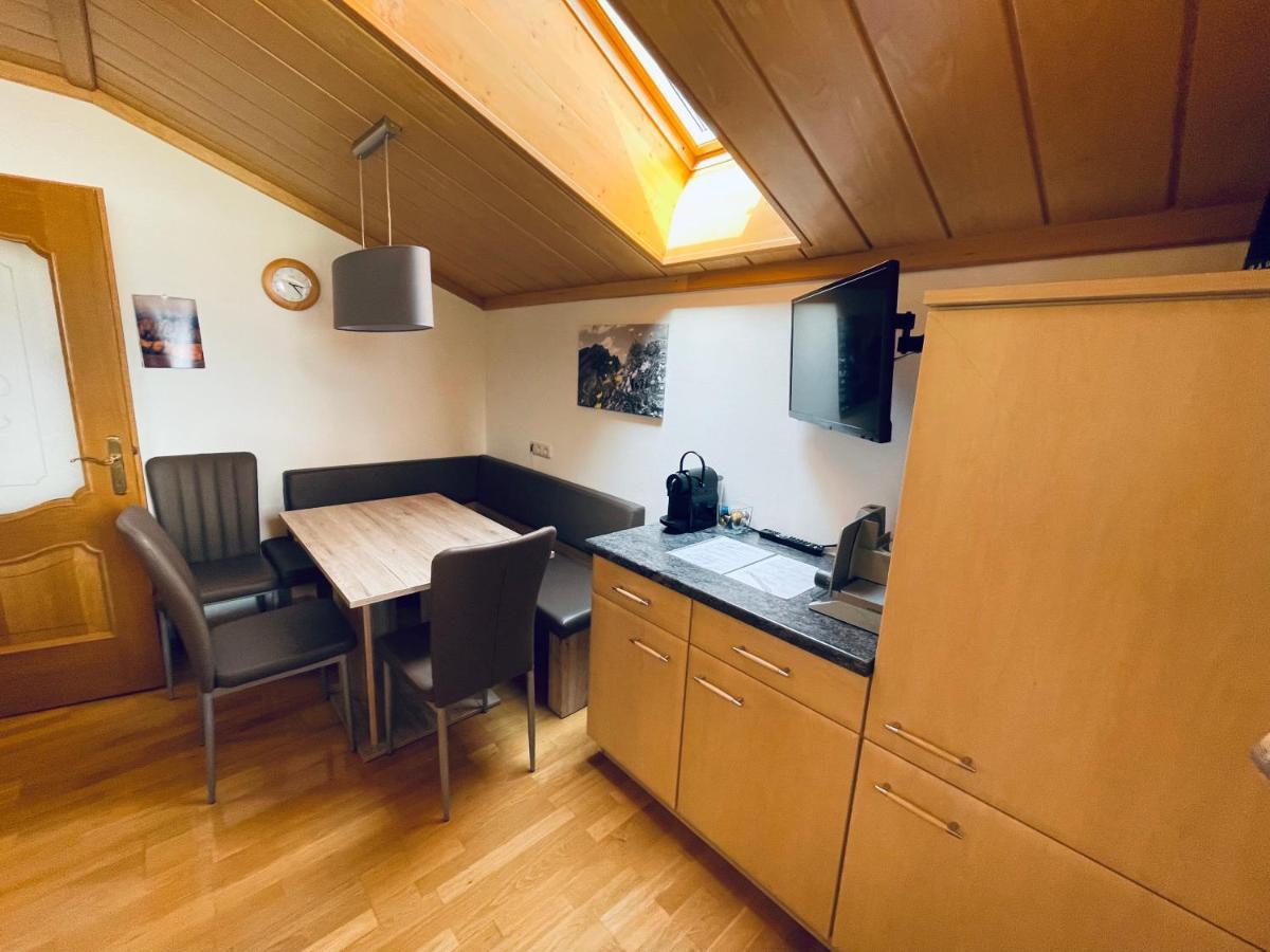 Landhaus Brugger Apartment Saalfelden Екстериор снимка