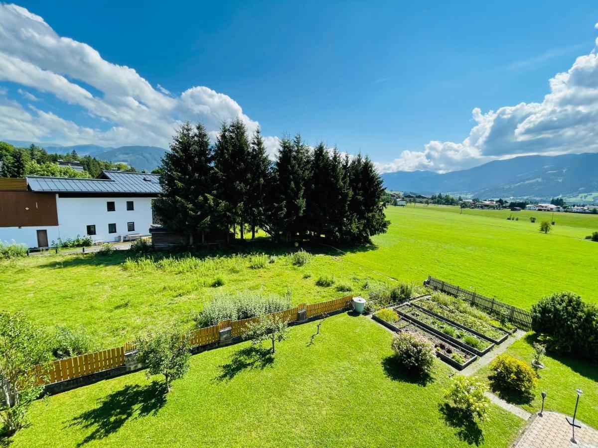 Landhaus Brugger Apartment Saalfelden Екстериор снимка